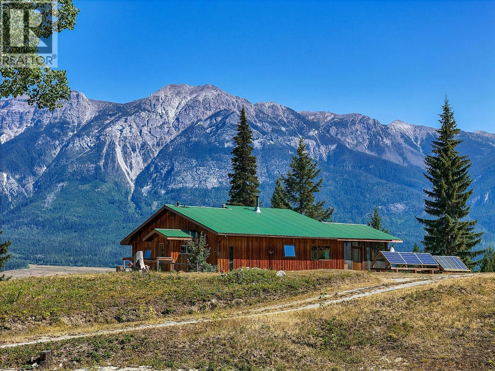 4151 Thomas Road, Golden, BC, V0A 1L0
