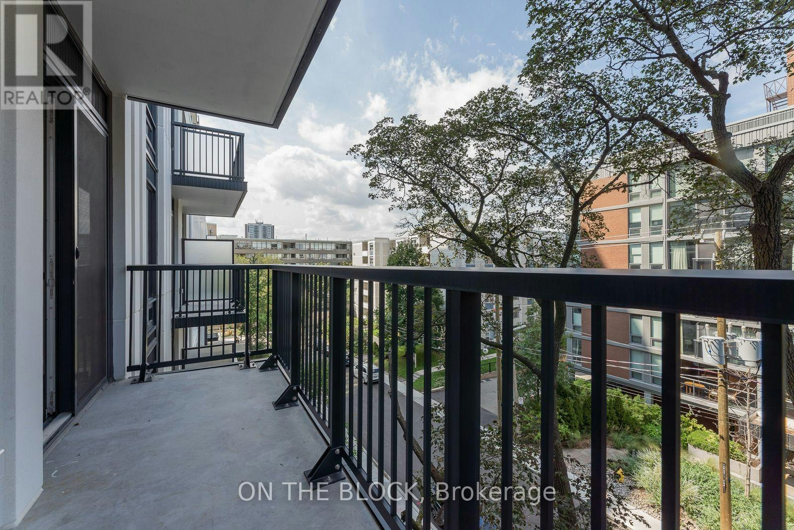 91 Montclair Avenue, Toronto, ON, M5P 0A9 - 22