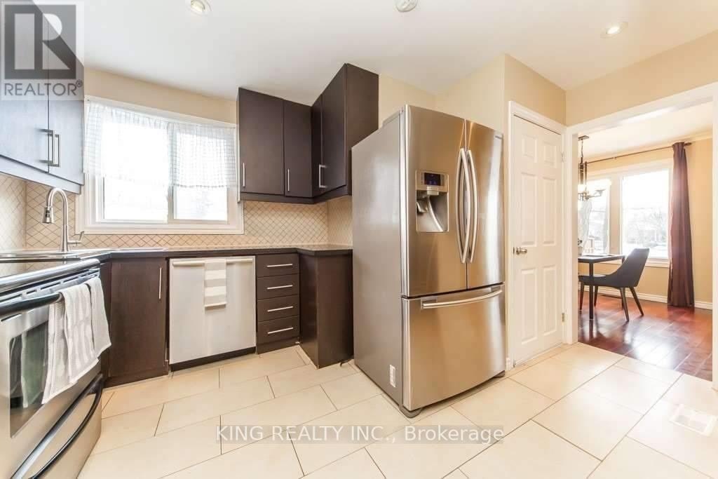 62 Camwood Crescent, Toronto, ON, M3A 3L4 - 5