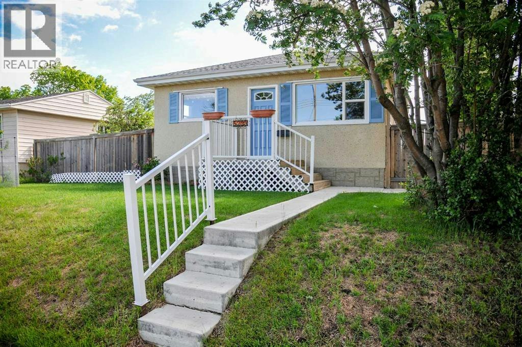 5223 46 Street, Camrose, AB, T4V 1H4