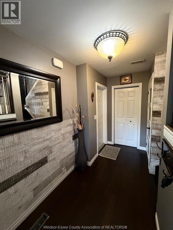 MAIN-1862 Spring Garden, Windsor, ON, N9E 3P6 - 2