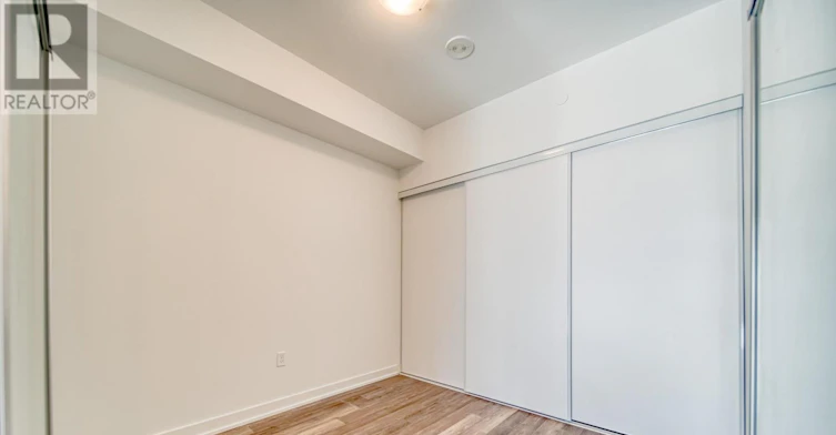 213-250 Lawrence Avenue W, Toronto, ON, M5M 1B2 - 17