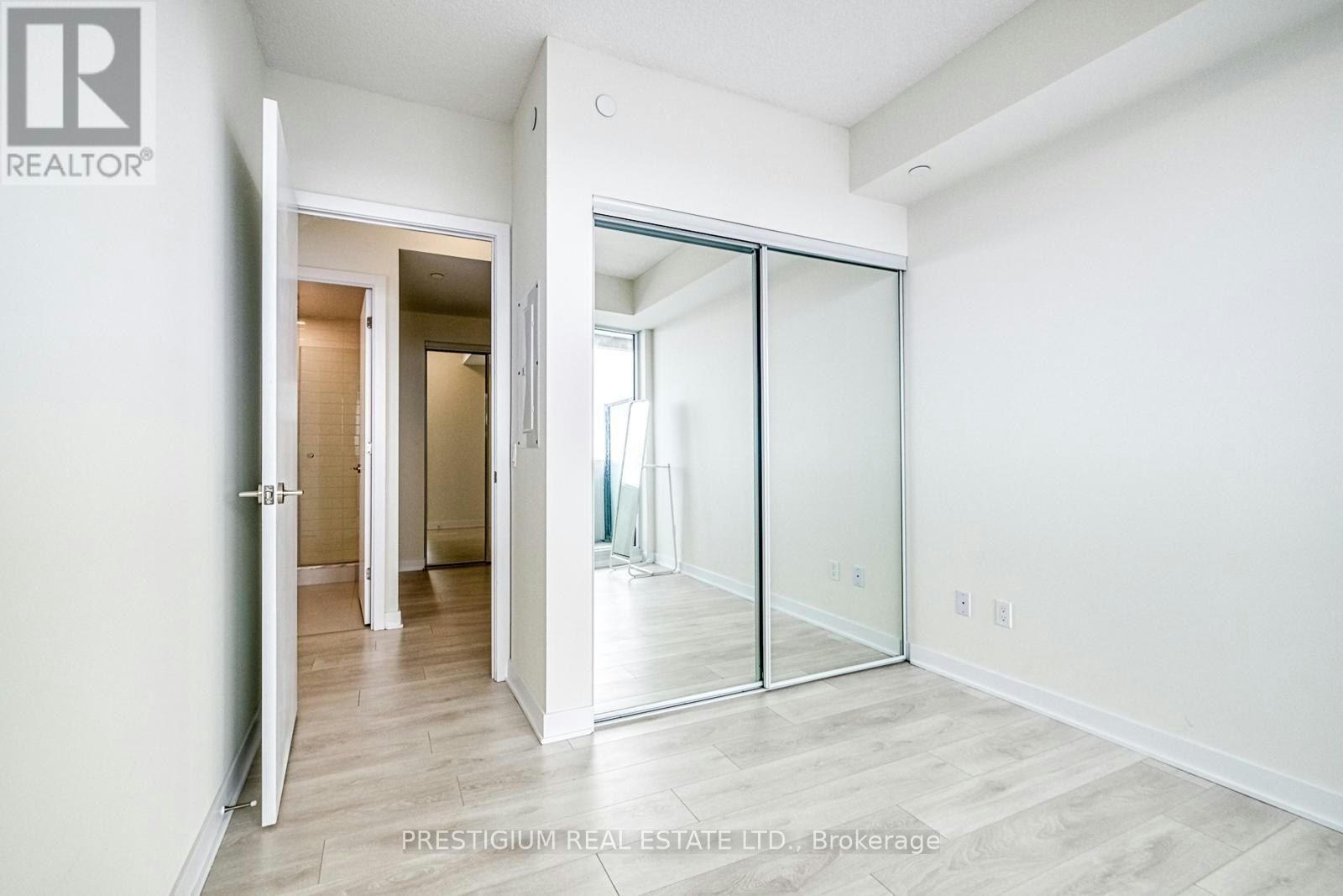 4809-2221 Yonge Street, Toronto, ON, M4S 2B4 - 11