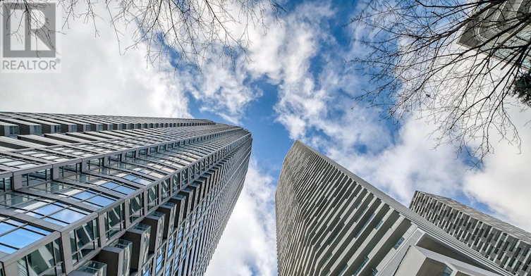 4809-2221 Yonge Street, Toronto, ON, M4S 2B4