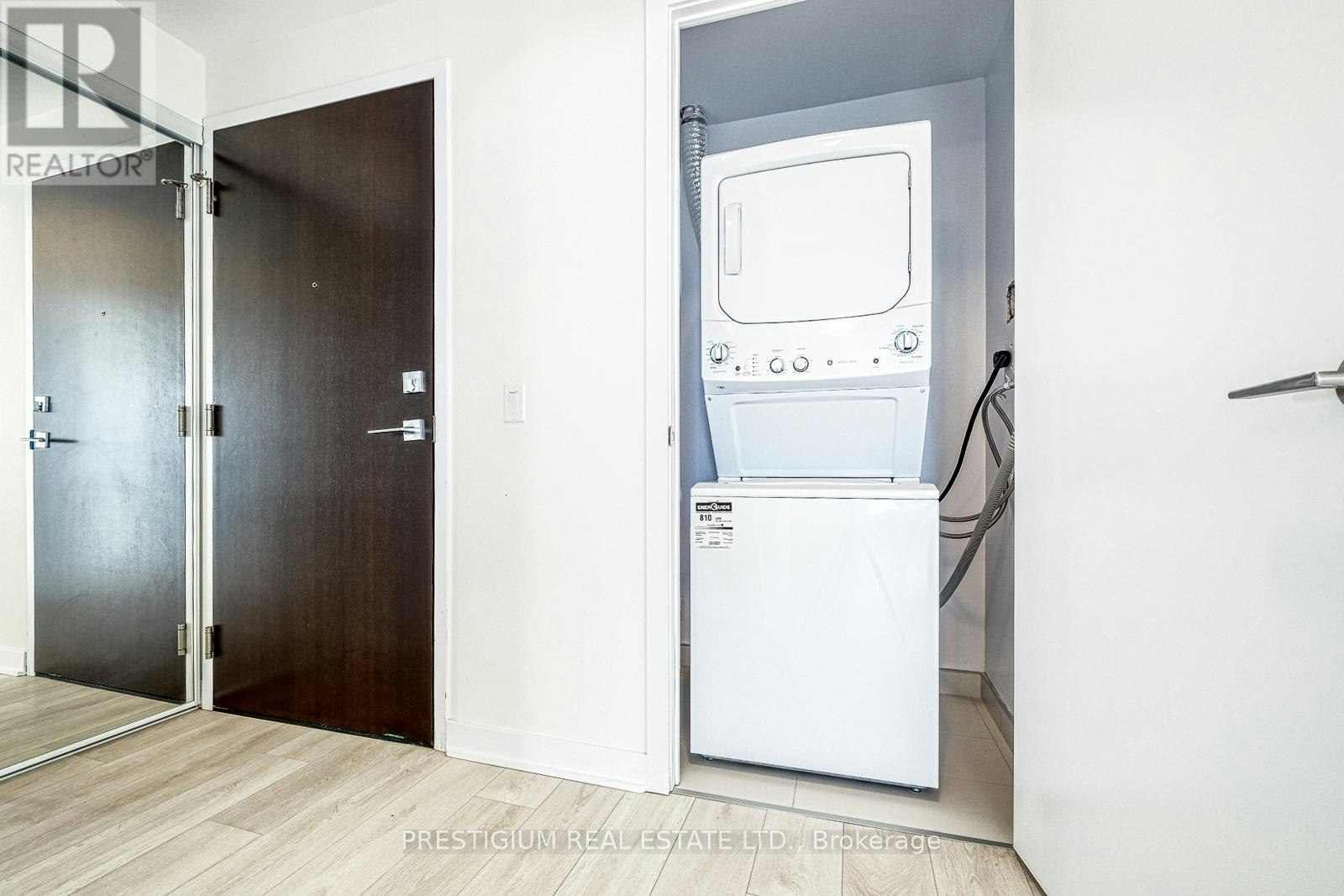 4809-2221 Yonge Street, Toronto, ON, M4S 2B4 - 12