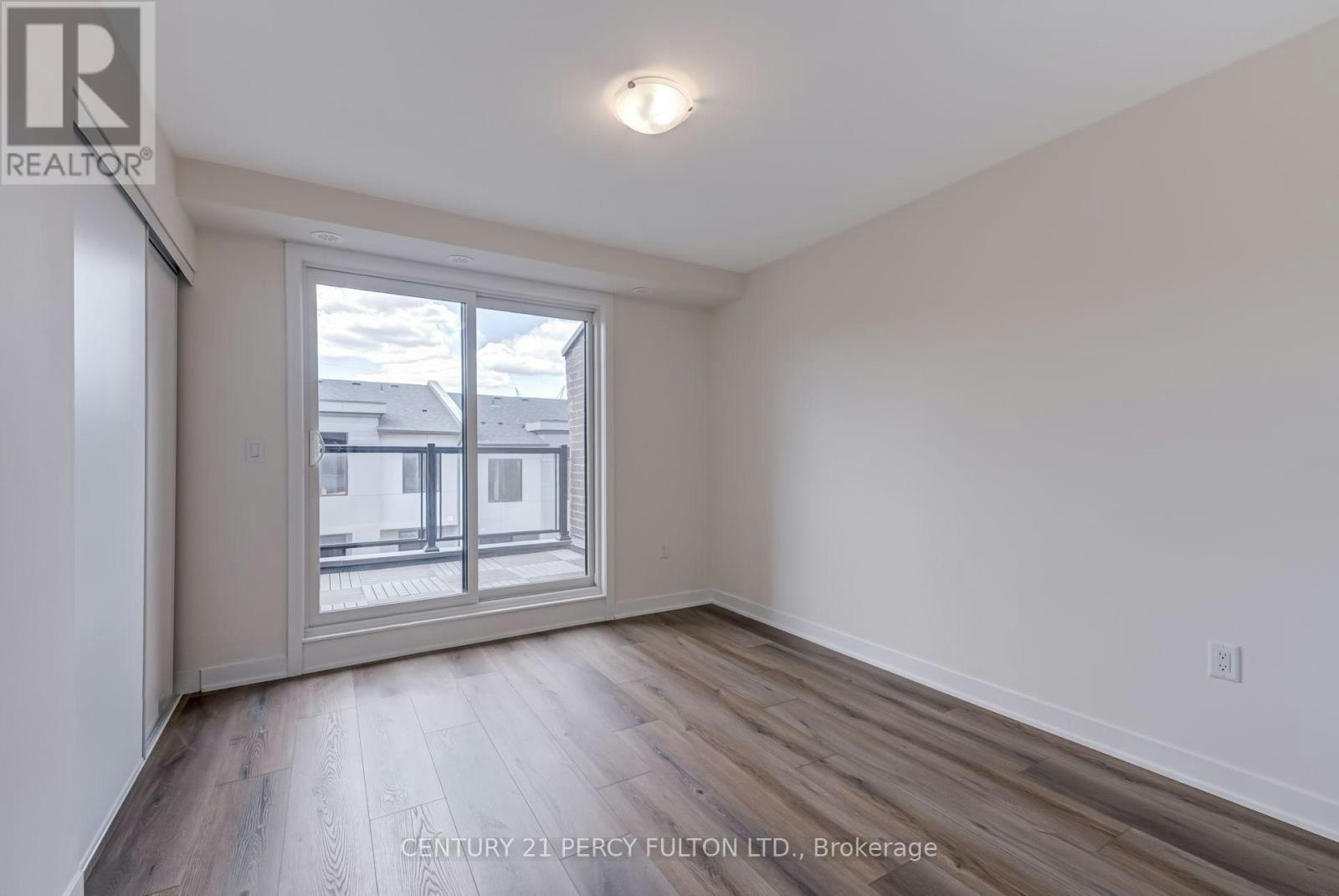 1410-1695 Dersan Street, Pickering, ON, L1X 0S9 - 23