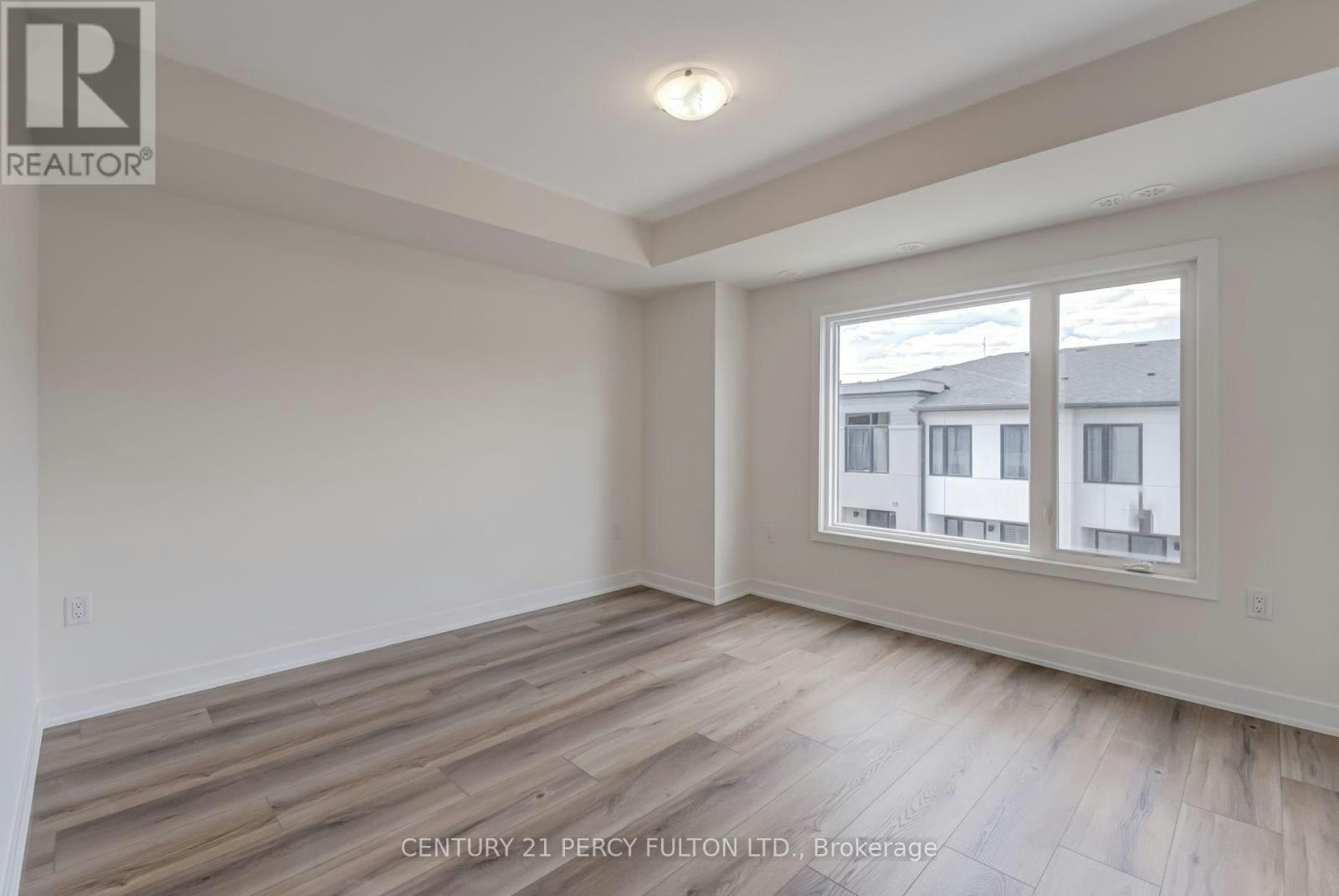1410-1695 Dersan Street, Pickering, ON, L1X 0S9 - 30