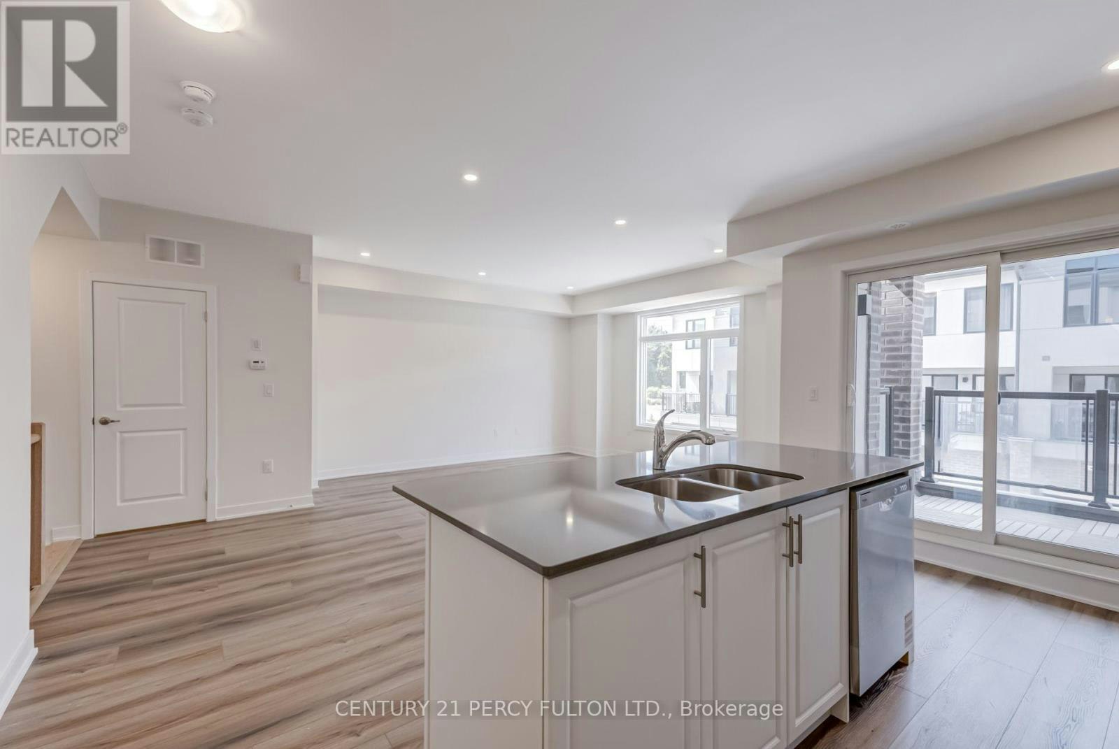1410-1695 Dersan Street, Pickering, ON, L1X 0S9 - 13