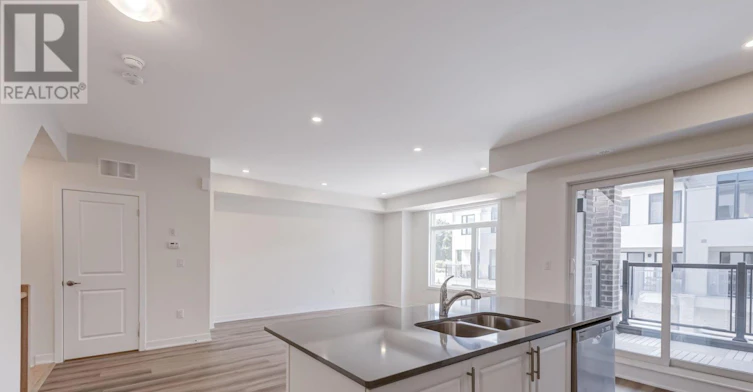 1410-1695 Dersan Street, Pickering, ON, L1X 0S9 - 13