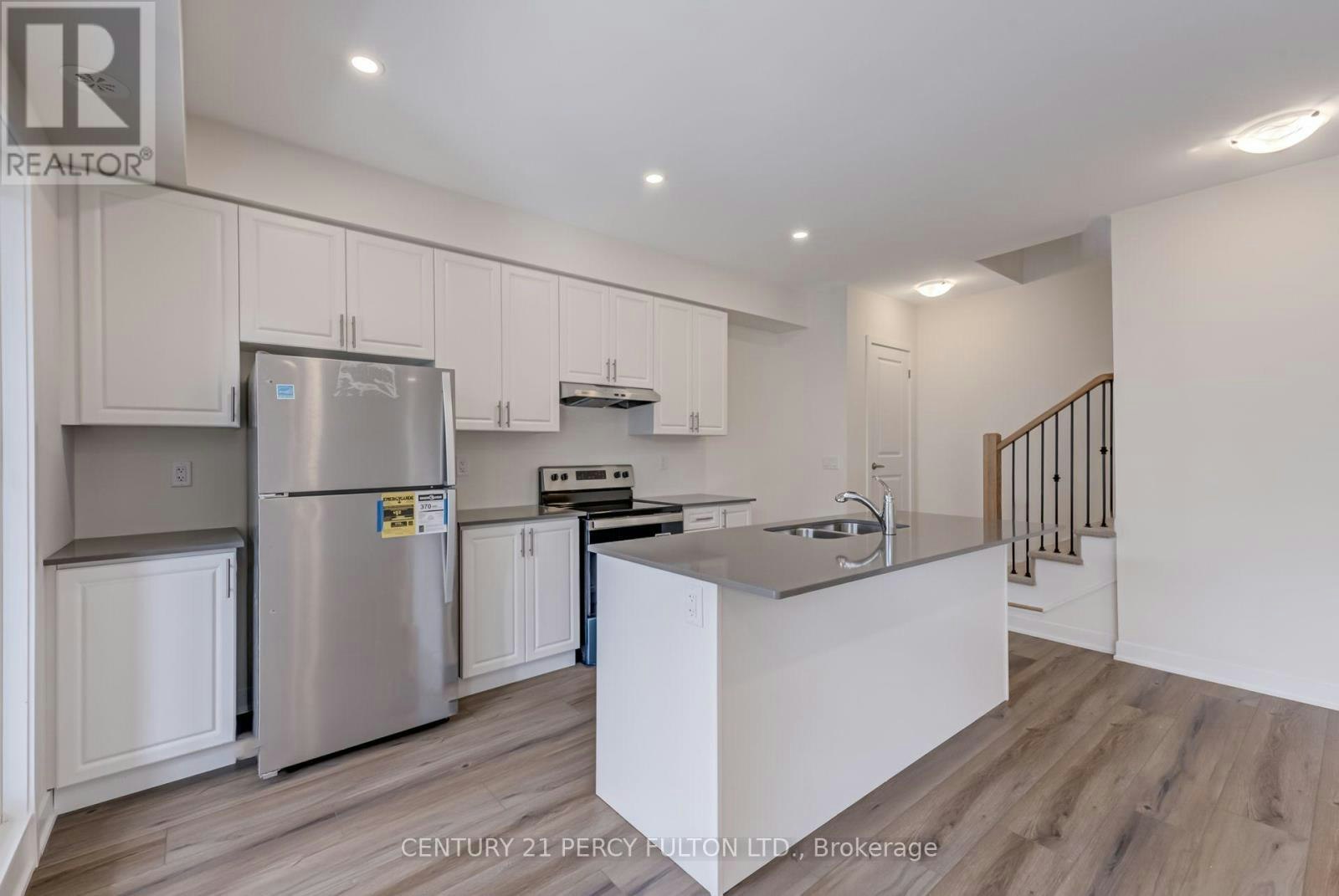 1410-1695 Dersan Street, Pickering, ON, L1X 0S9 - 11