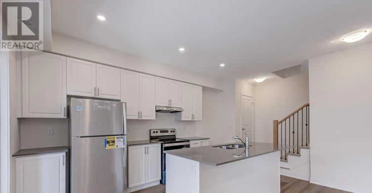 1410-1695 Dersan Street, Pickering, ON, L1X 0S9 - 11