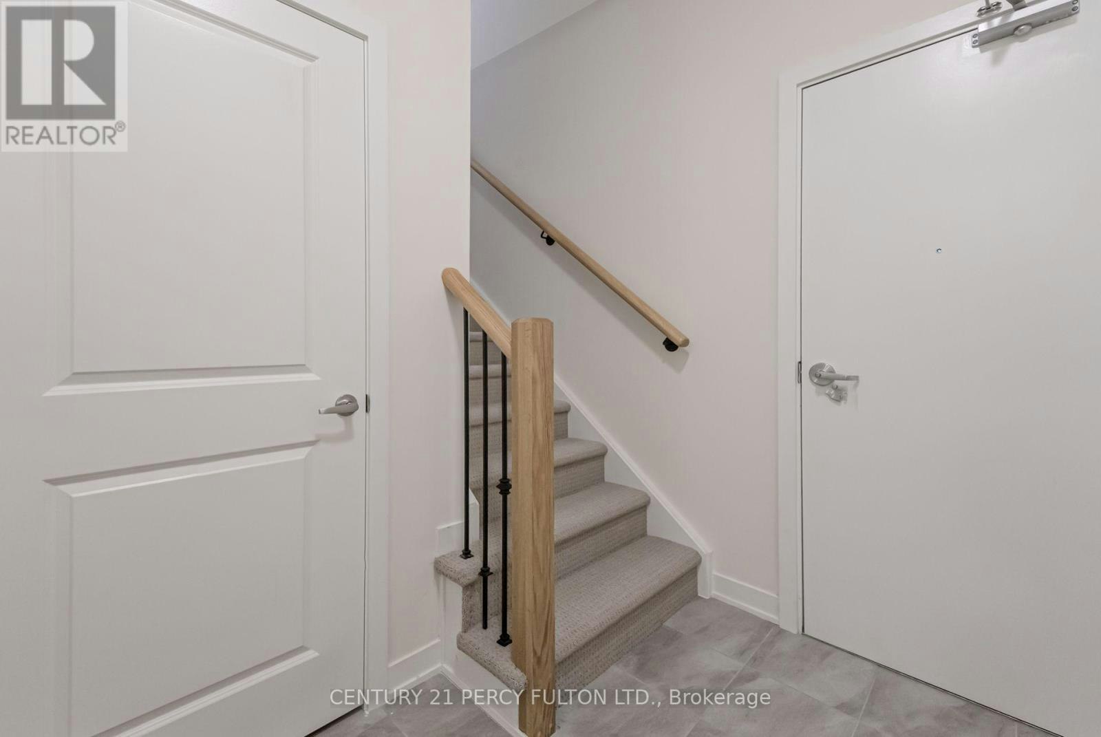 1410-1695 Dersan Street, Pickering, ON, L1X 0S9 - 4