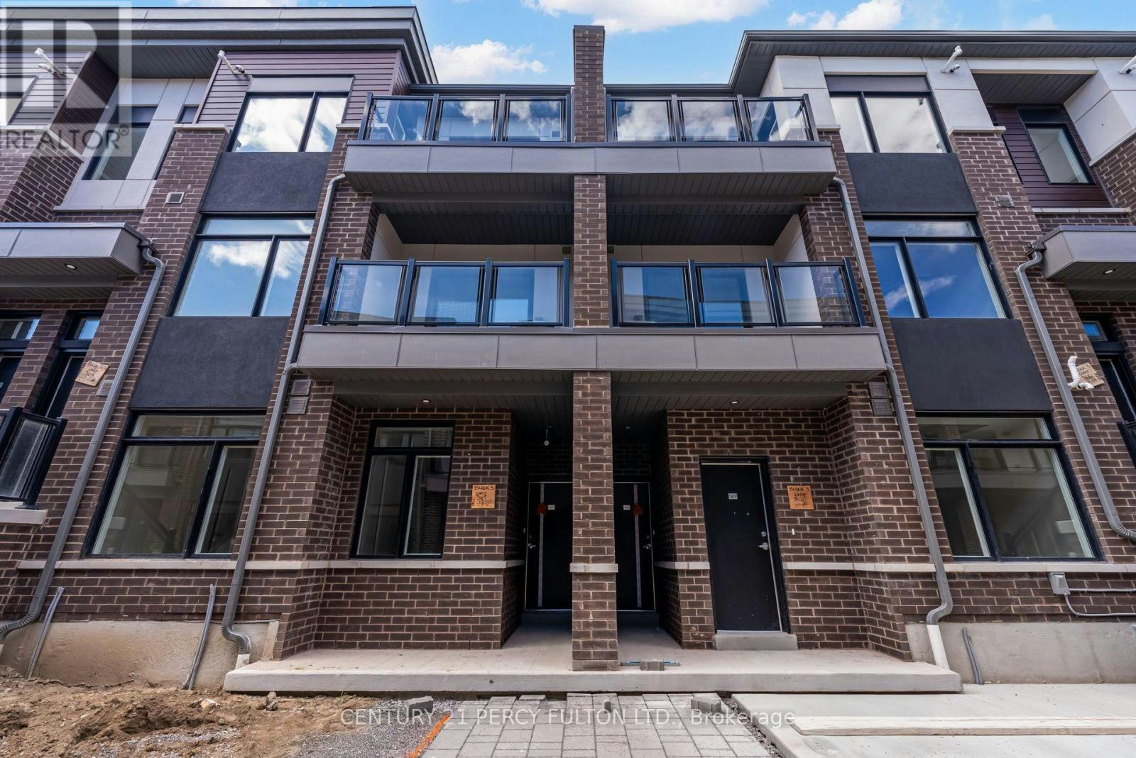 1410-1695 Dersan Street, Pickering, ON, L1X 0S9