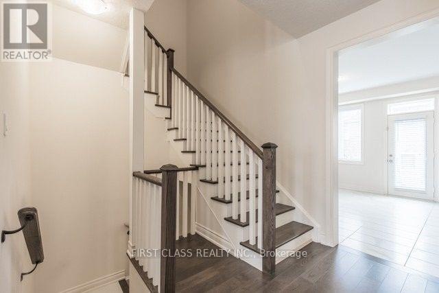 436 Wheat Boom Drive, Oakville, ON, L6H 0S1 - 5