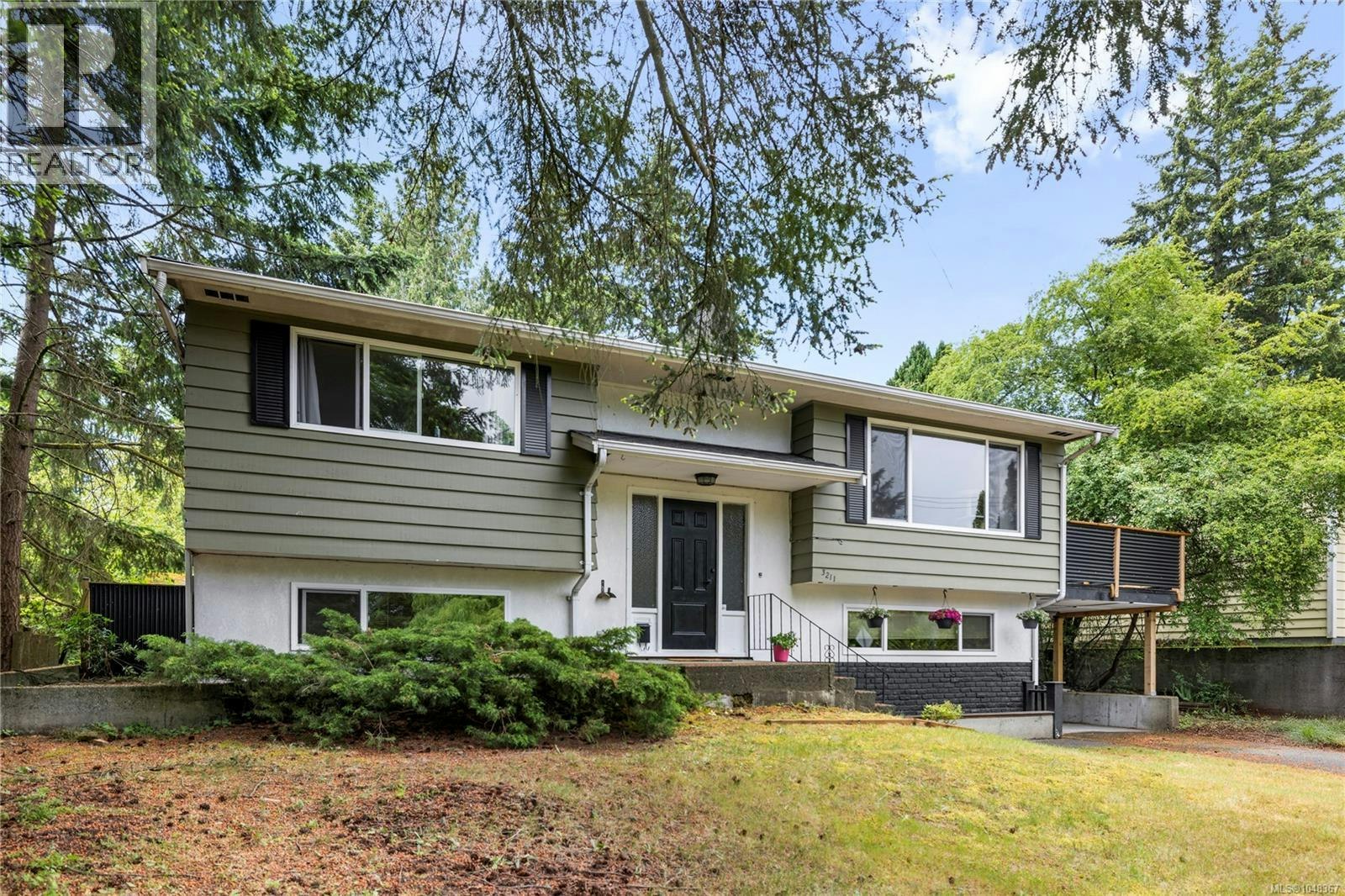 3211 Uplands Drive, Nanaimo, BC, V9T 2T2