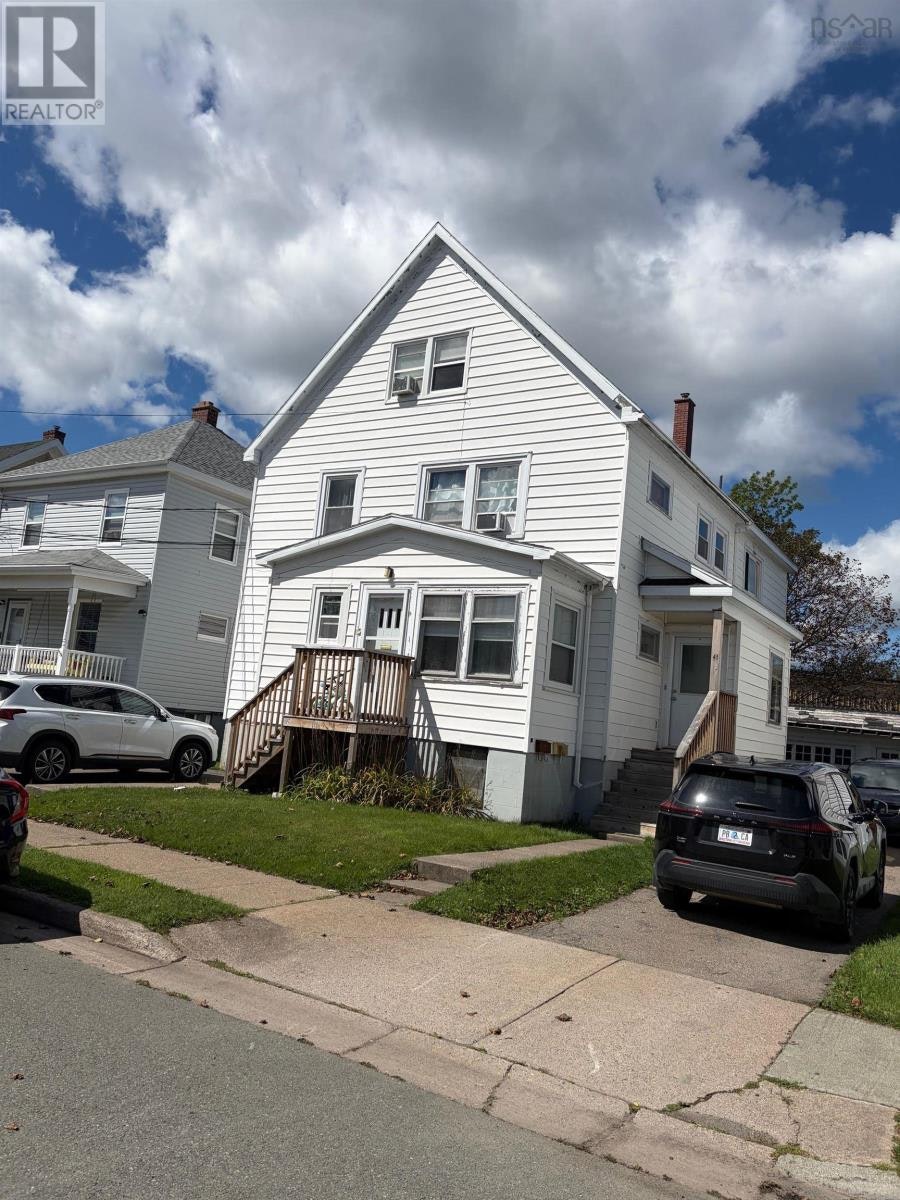 41 Trinity Avenue, Sydney, NS, B1P 4Z4
