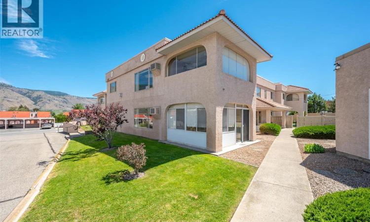 101A-8006 Vedette Drive