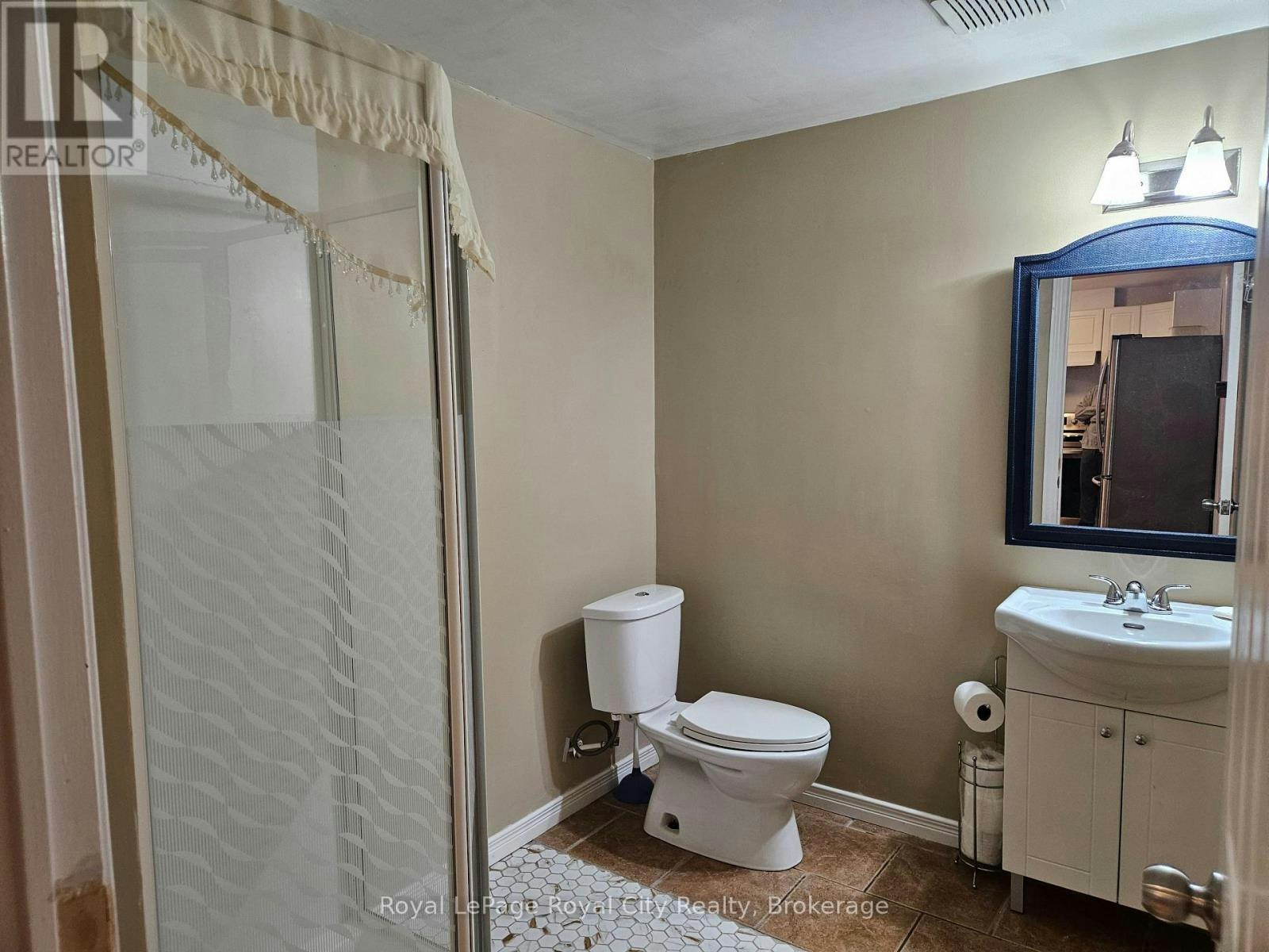 3 Joyce Place, Guelph, ON, N1E 6P8 - 10