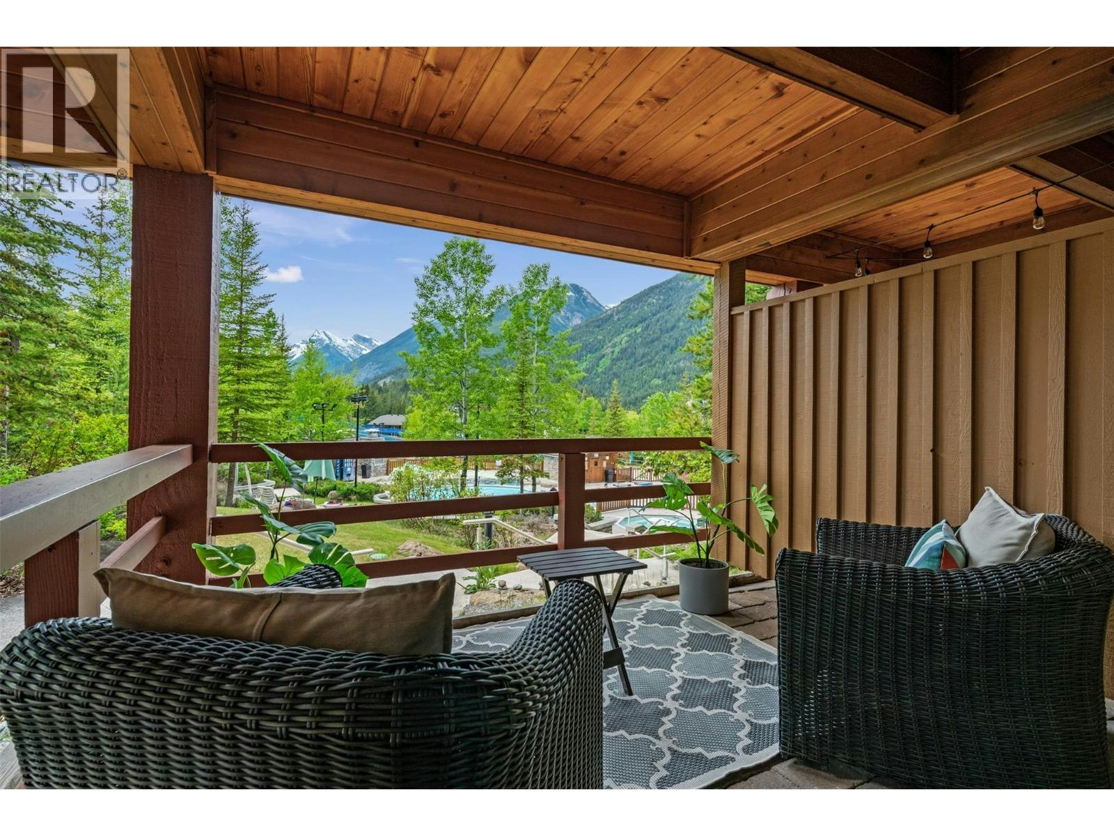 113-2080 Summit Drive, Panorama, BC, V0A 1T0