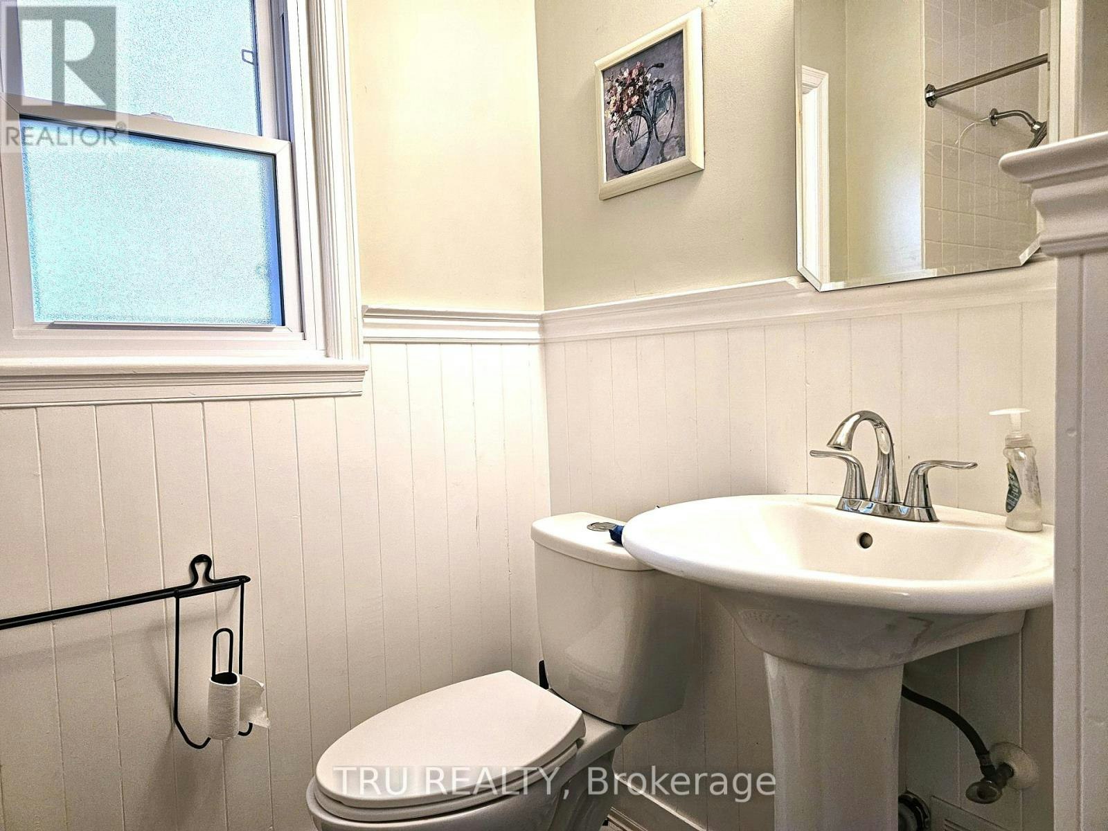 28 Arundel Avenue, Ottawa, ON, K1K 0B6 - 14
