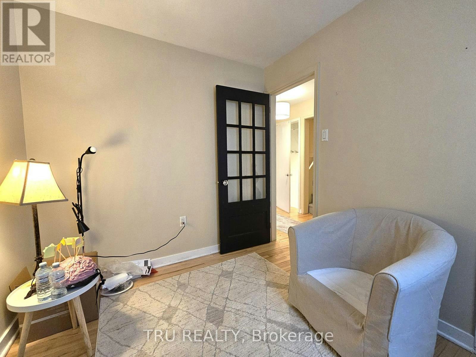 28 Arundel Avenue, Ottawa, ON, K1K 0B6 - 8