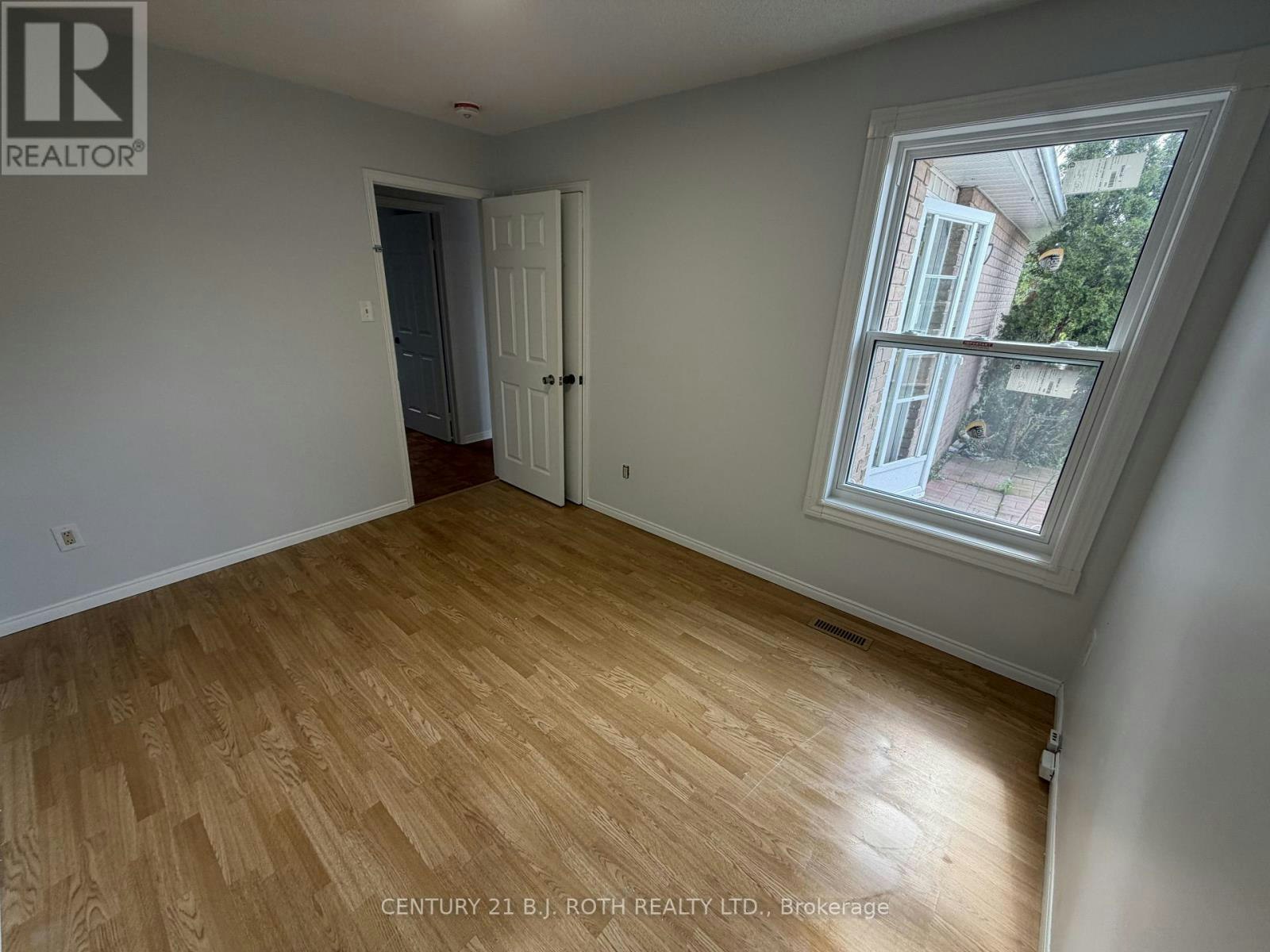 11 Cartwright Drive, Barrie, ON, L4M 5P9 - 10