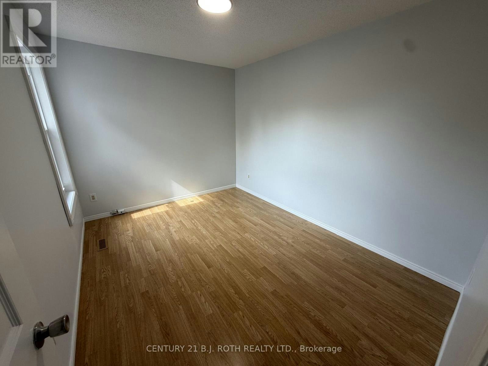 11 Cartwright Drive, Barrie, ON, L4M 5P9 - 11