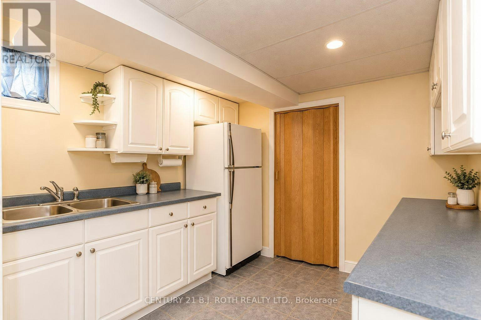 11 Cartwright Drive, Barrie, ON, L4M 5P9 - 14
