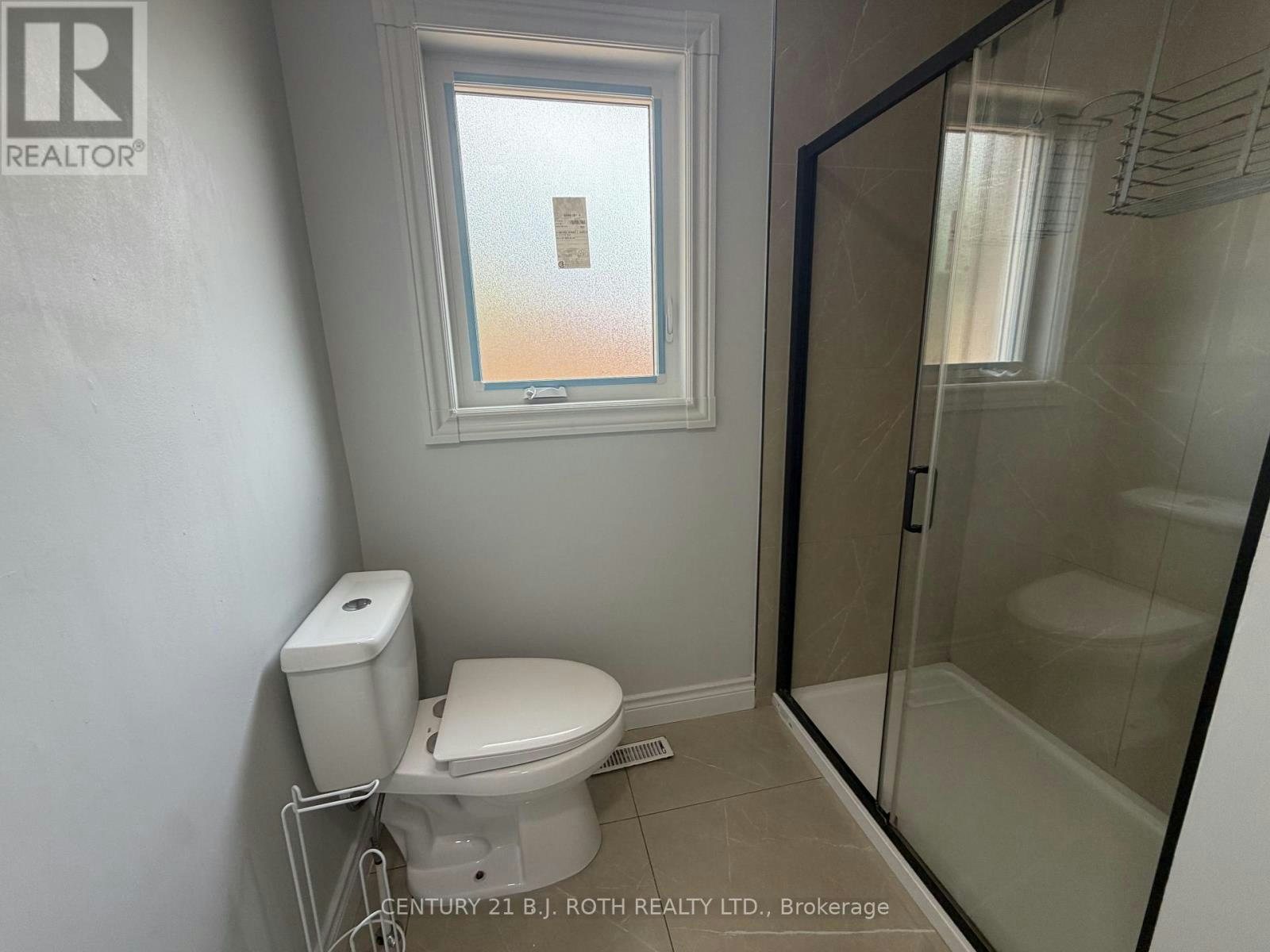 11 Cartwright Drive, Barrie, ON, L4M 5P9 - 9