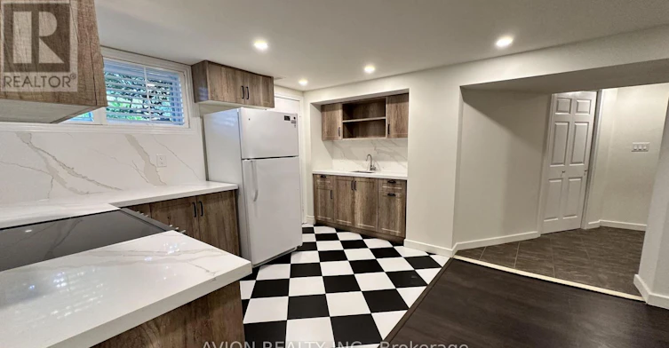 BSMT-570 Exbury Crescent, Mississauga, ON, L5G 2P4 - 6