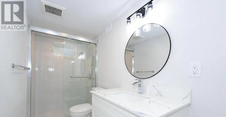 B-31 Mariposa Avenue, Toronto, ON, M6N 4A1 - 17