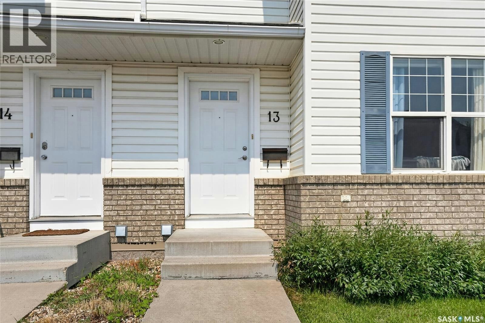 13-102 Pawlychenko Lane, Saskatoon, SK, S7V 1G9