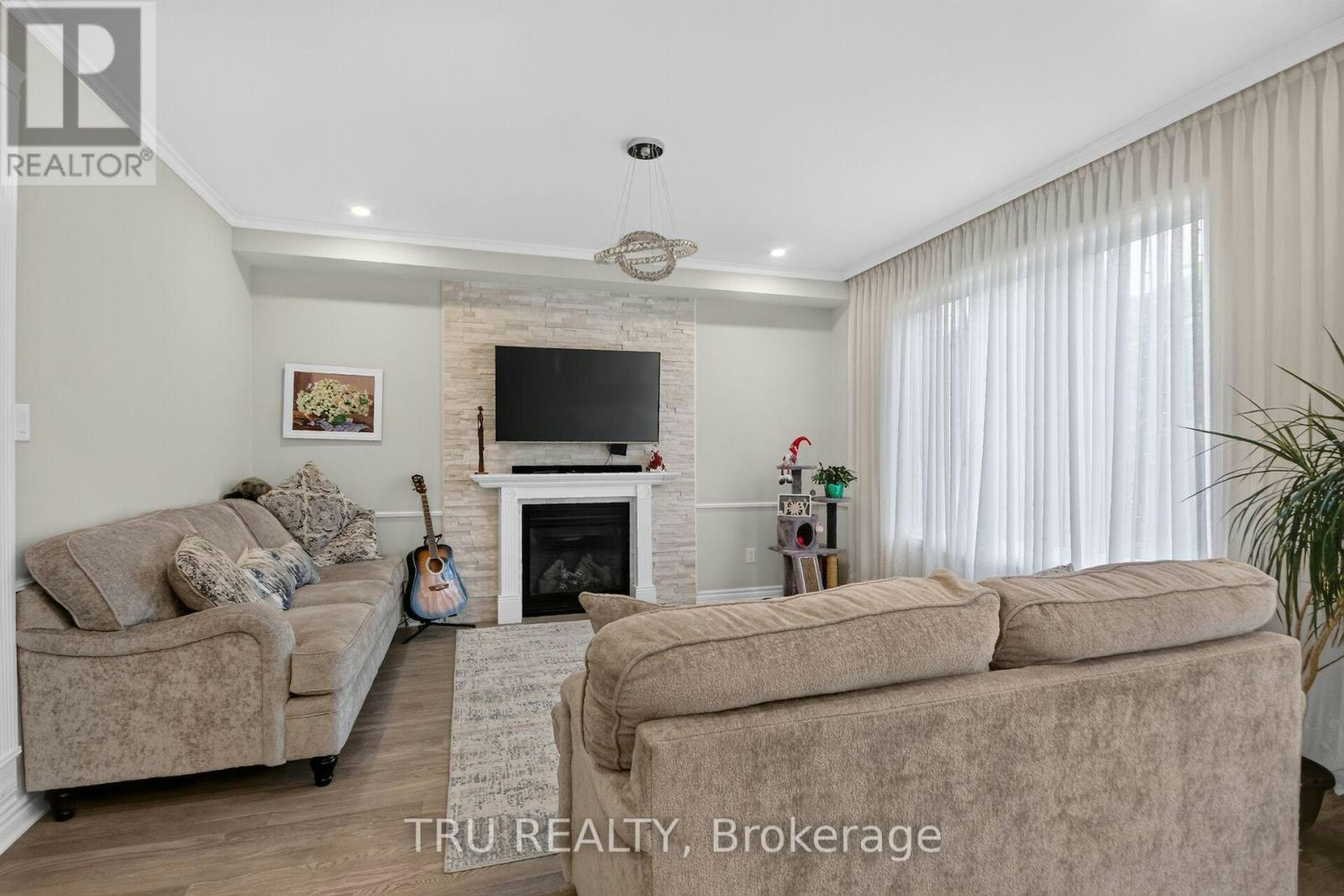 641 Parade Drive, Ottawa, ON, K2S 0X8 - 9