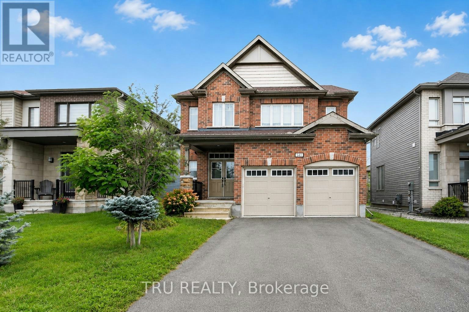 641 Parade Drive, Ottawa, ON, K2S 0X8