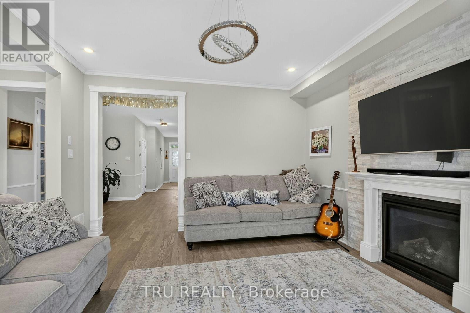 641 Parade Drive, Ottawa, ON, K2S 0X8 - 10