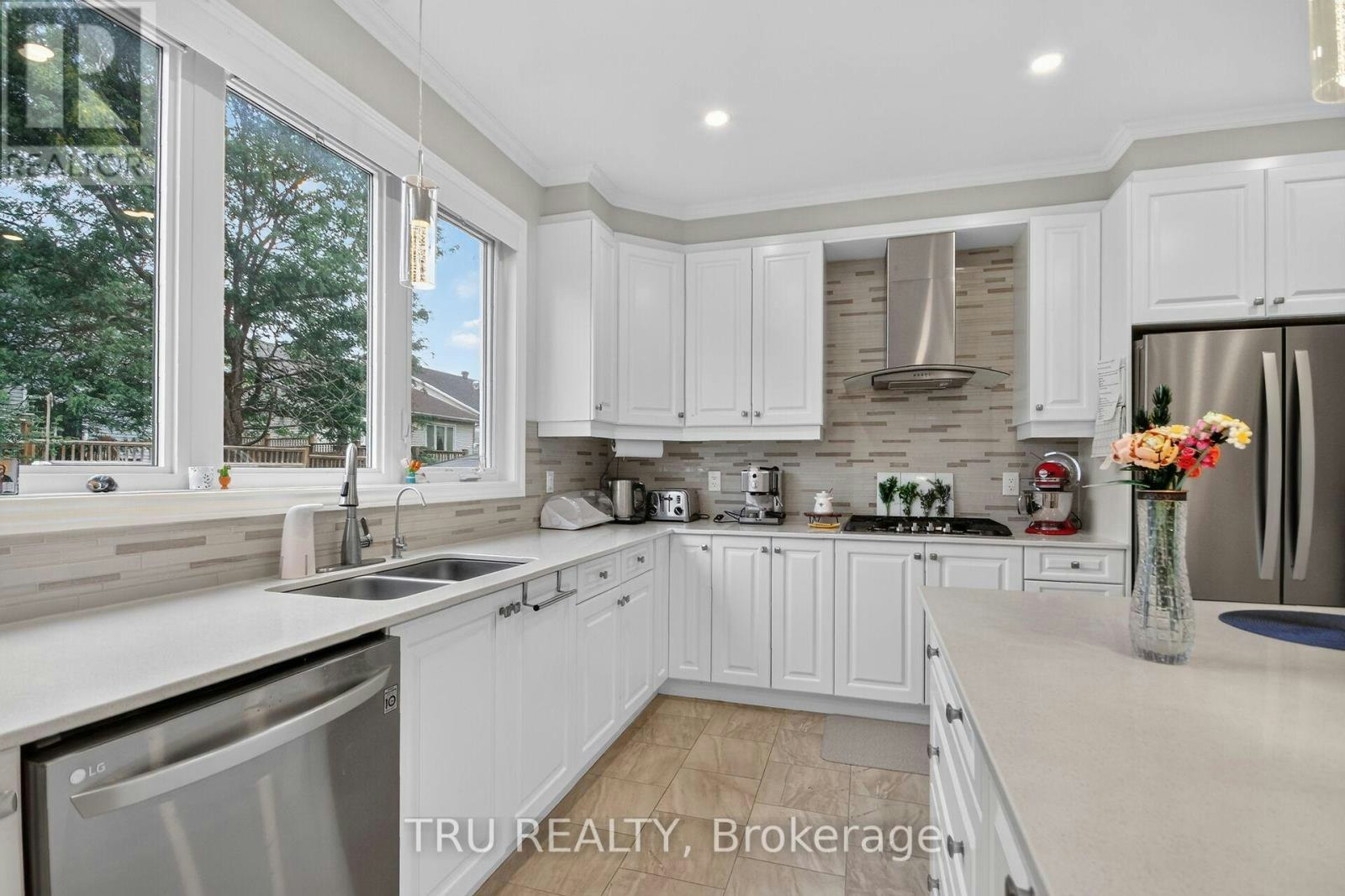 641 Parade Drive, Ottawa, ON, K2S 0X8 - 15