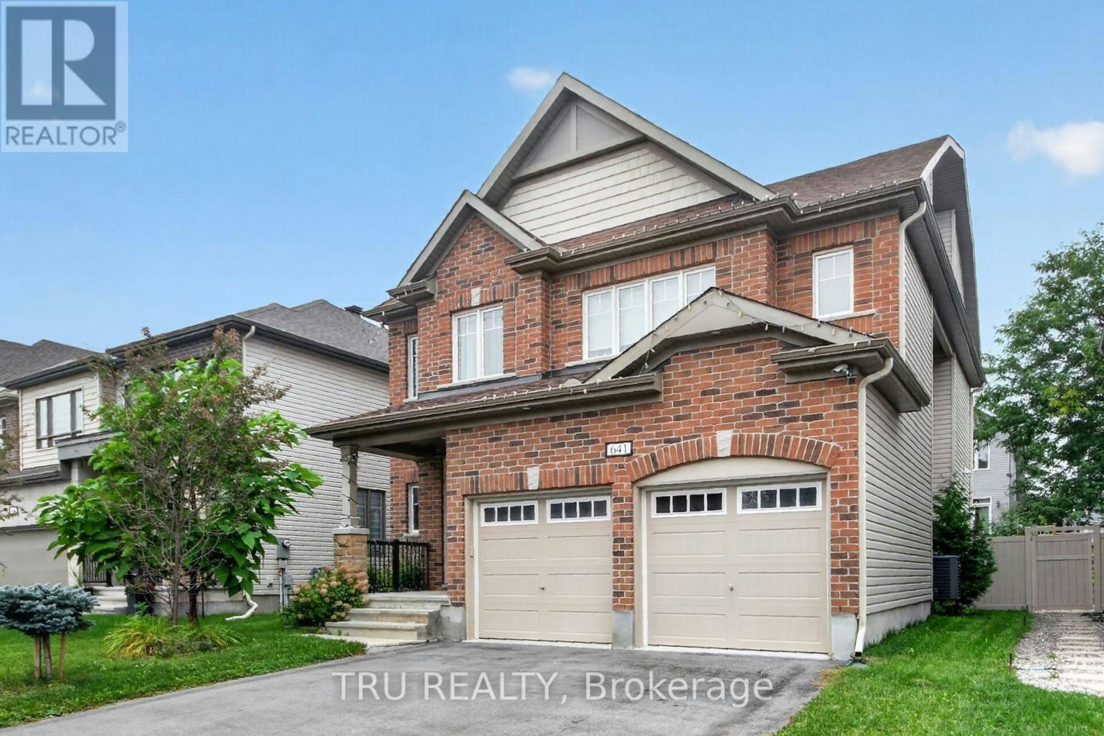641 Parade Drive, Ottawa, ON, K2S 0X8 - 2