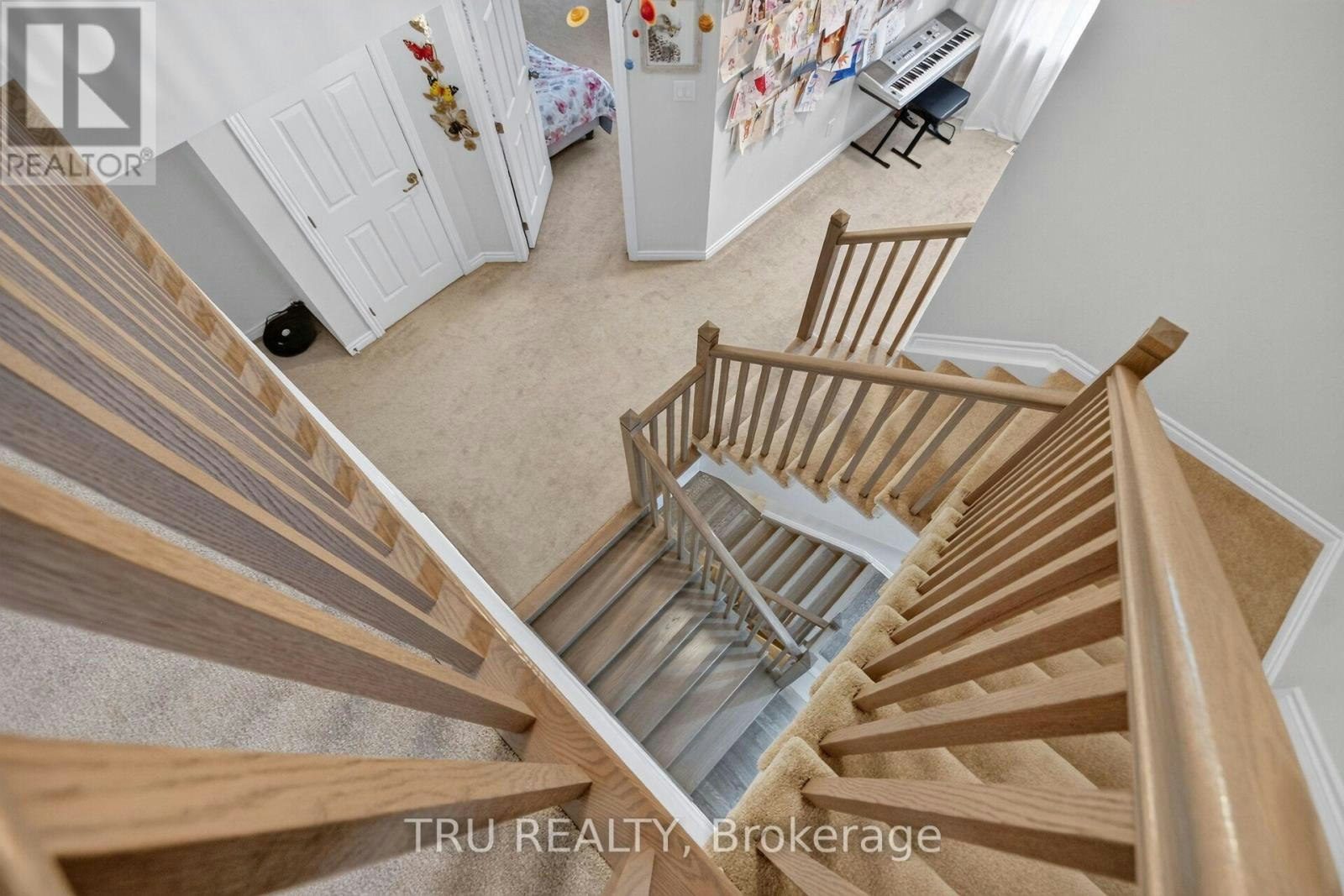641 Parade Drive, Ottawa, ON, K2S 0X8 - 44