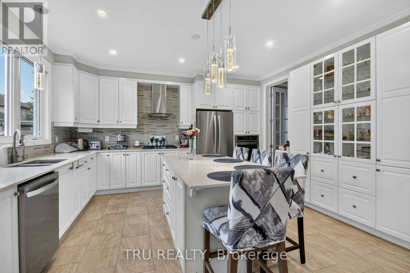 641 Parade Drive, Ottawa, ON, K2S 0X8 - 12