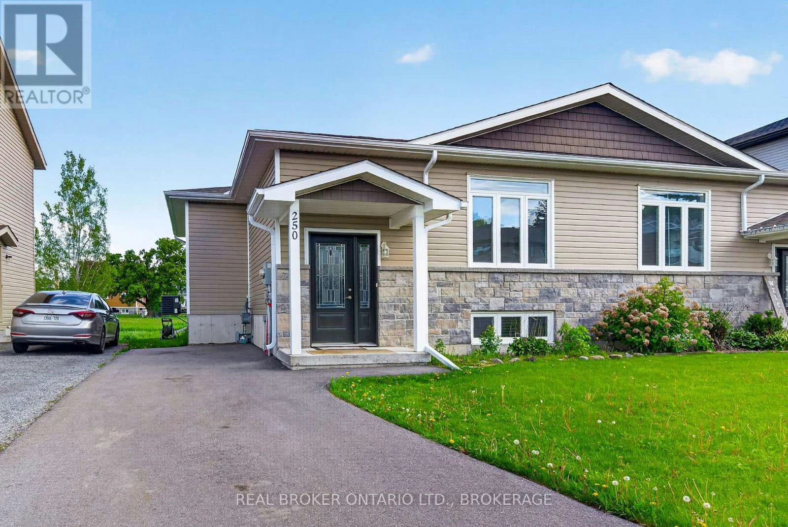 250 Lourdes Avenue, Cornwall, ON, K6H 0E8