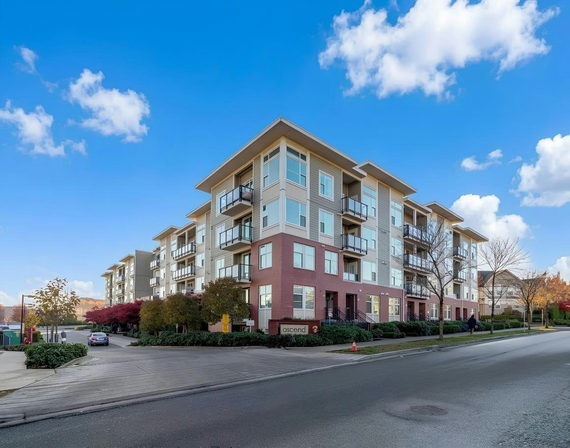 122-15956 86a Avenue, Surrey, BC, V4N 6N8