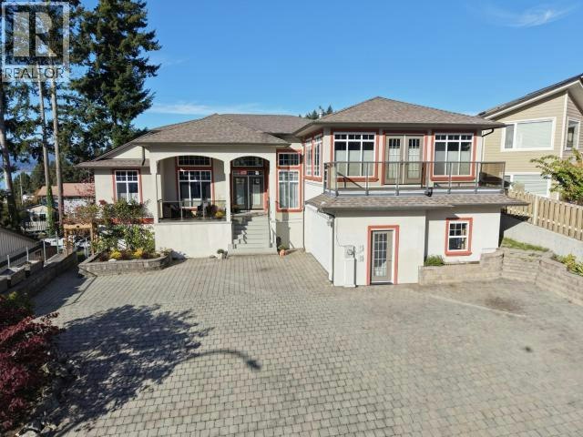 6929 Retaskit Court, Powell River, BC, V8A 5T2
