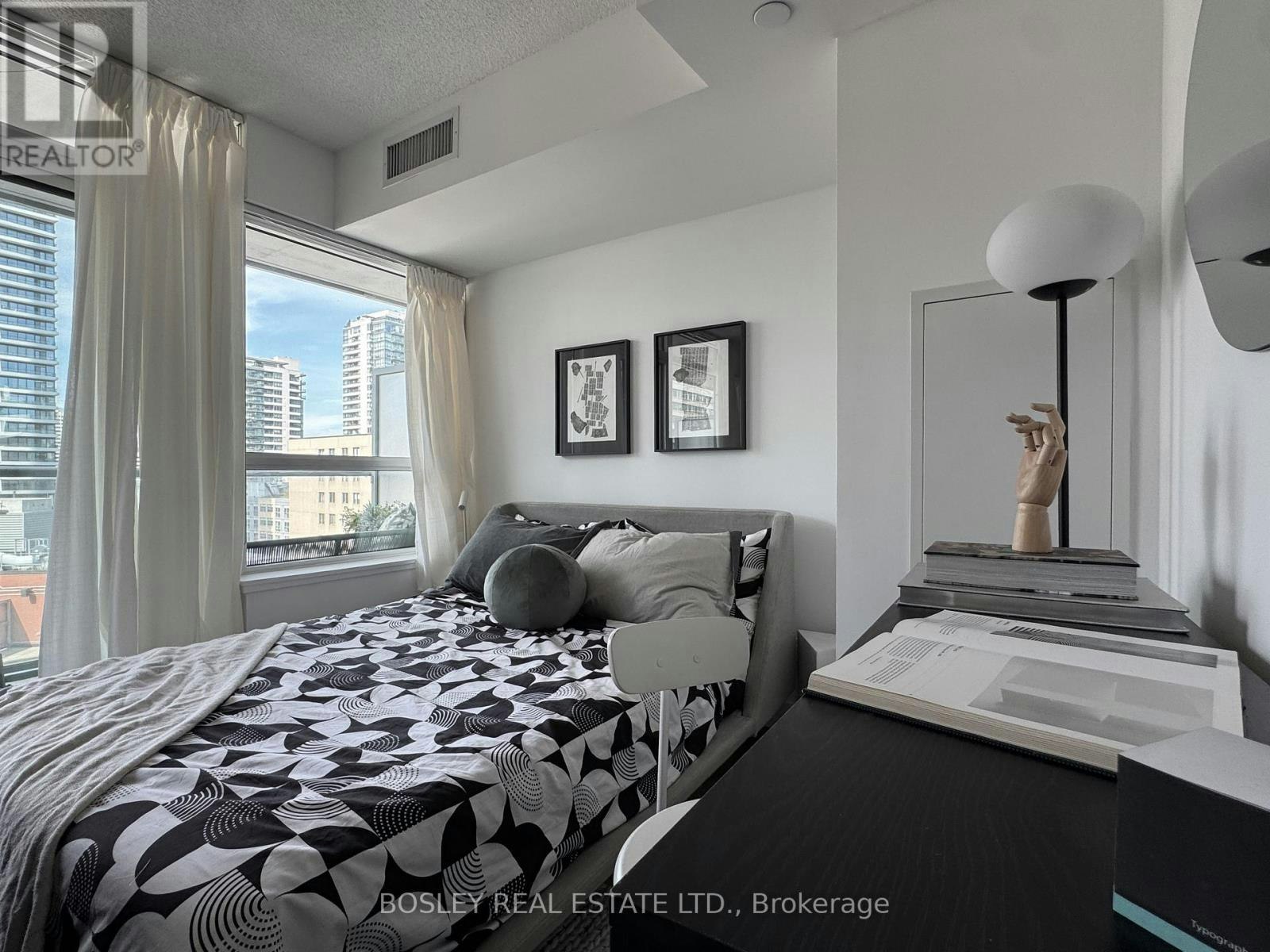 1504-365 Church Street, Toronto, ON, M5B 1H6 - 12
