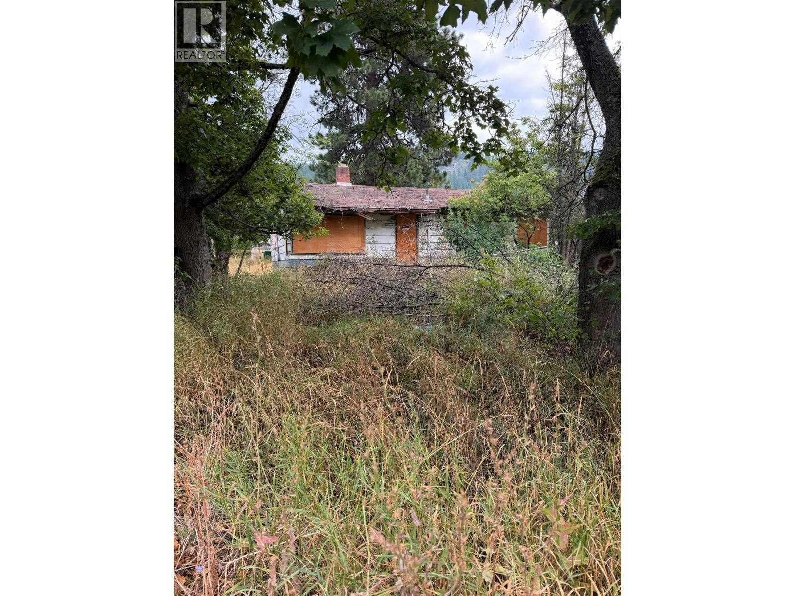 3111 Waldie Avenue - 2