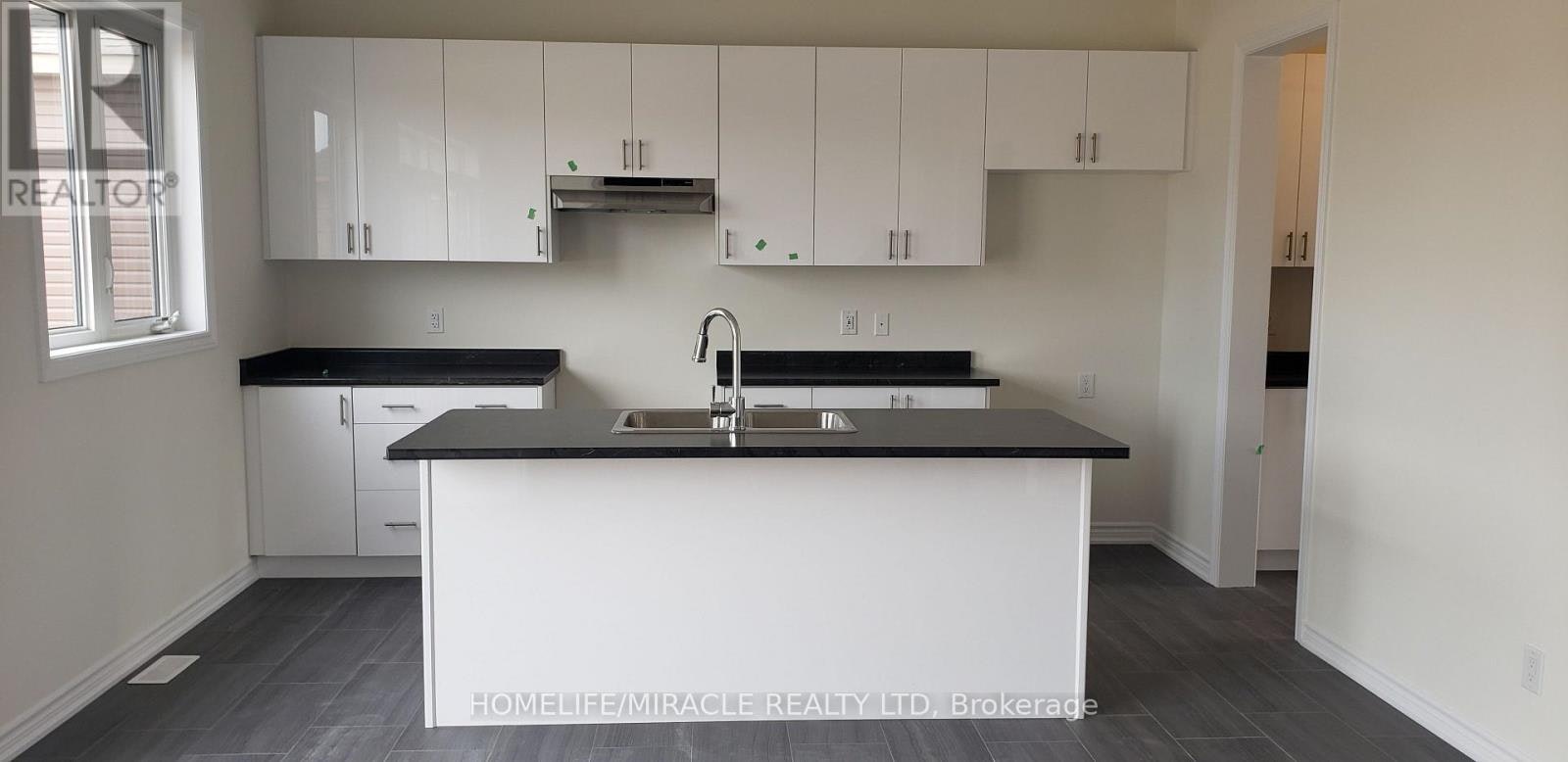 178 Ramblewood Drive, Wasaga Beach, ON, L9Z 0L6 - 2