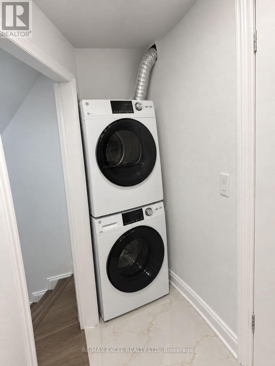 BSMT-3882 Midhurst Lane, Mississauga, ON, L4Z 1C7 - 6