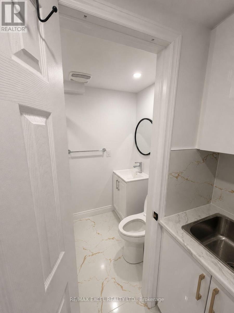 BSMT-3882 Midhurst Lane, Mississauga, ON, L4Z 1C7 - 7