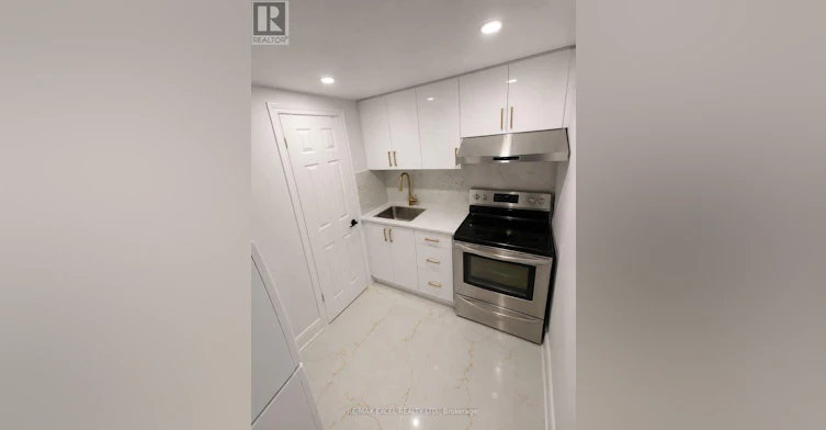 BSMT-3882 Midhurst Lane, Mississauga, ON, L4Z 1C7