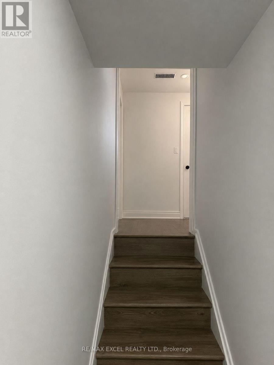 BSMT-3882 Midhurst Lane, Mississauga, ON, L4Z 1C7 - 3