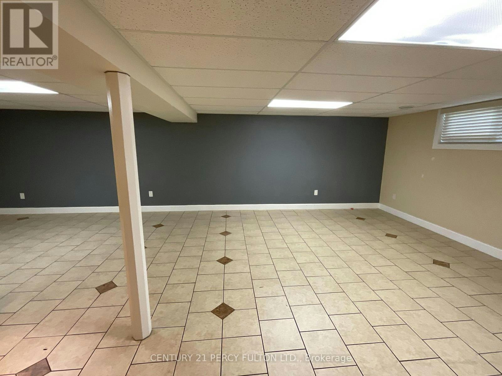 1060 Bourget Avenue, Ottawa, ON, K1J 8C2 - 14